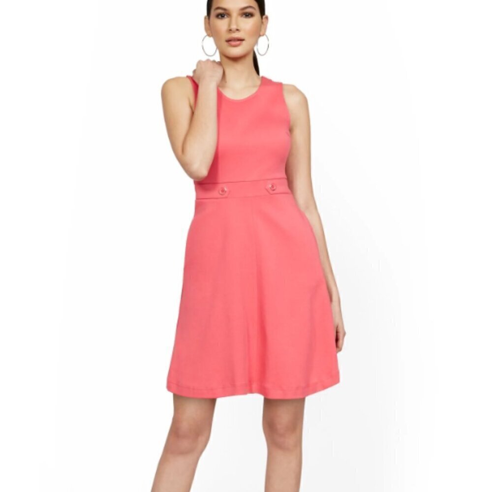 New York & Company NWT sleeveless two button waist fit and flare pink dress S